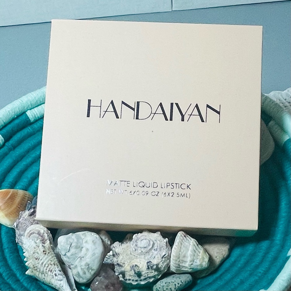 Handaiyan 6-Piece Matte Liquid Lipstick Set - Assorted Pink & Red Shades